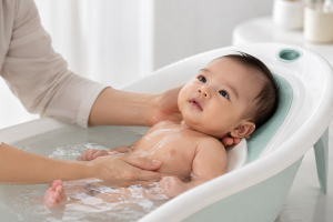 baby bath tub for newborns, safe and comfortable bathing setup